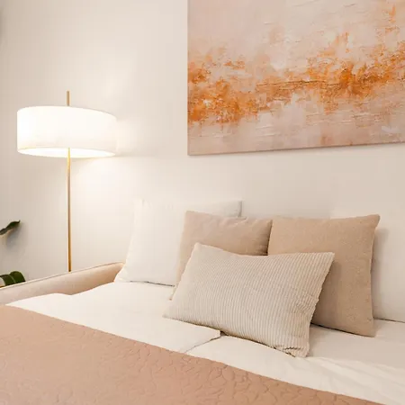New Bright & Quiet Floor Appartamento Bratislava