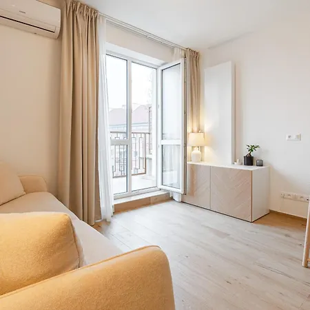 New Bright & Quiet Floor * Bratislava