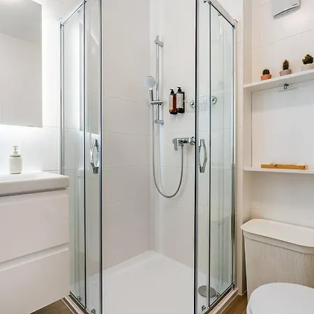 Appartamento New Bright & Quiet Floor *