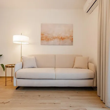 New Bright & Quiet Floor Apartment Bratislava