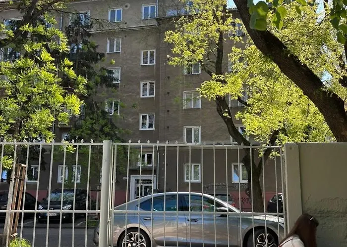 New Bright & Quiet Floor