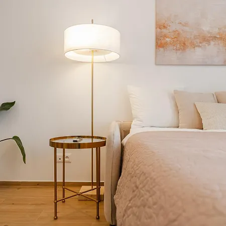 New Bright & Quiet Floor Apartament