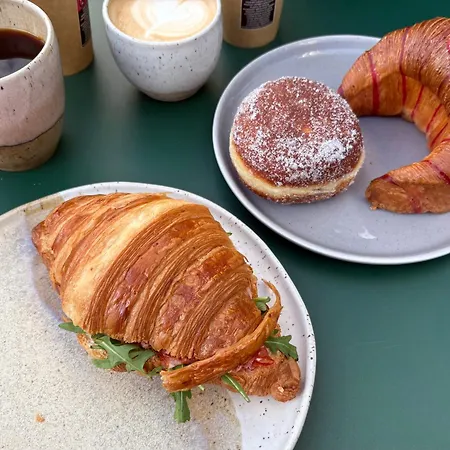 New Bright&quiet Floor *