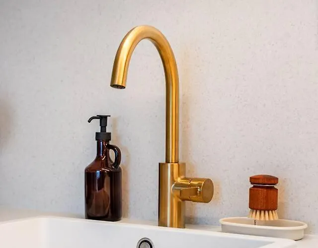 New Bright&quiet Floor