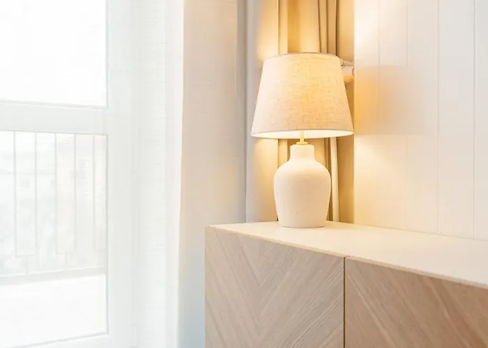 New Bright&quiet Floor